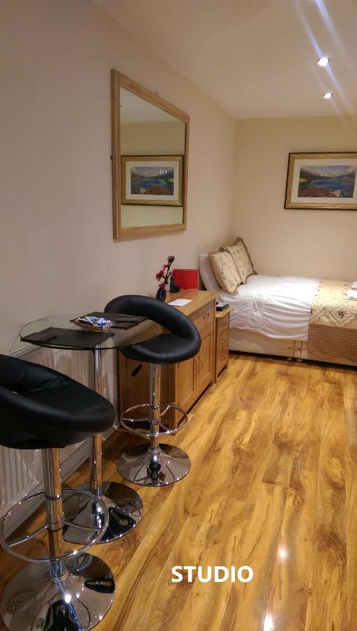 Edinburgh City Suites Екстериор снимка