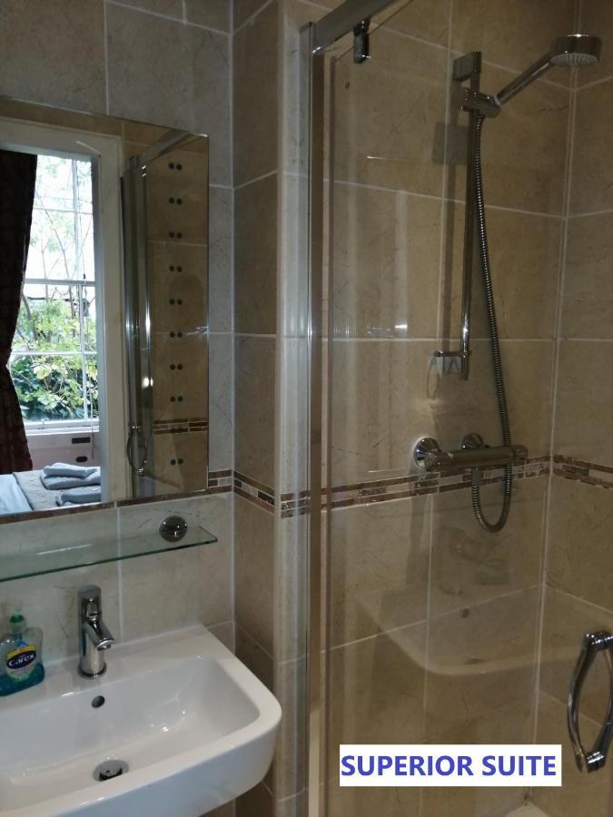 Edinburgh City Suites Екстериор снимка