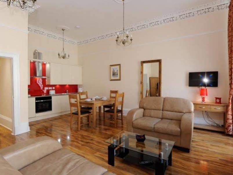 Edinburgh City Suites Екстериор снимка
