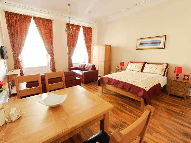 Edinburgh City Suites Екстериор снимка